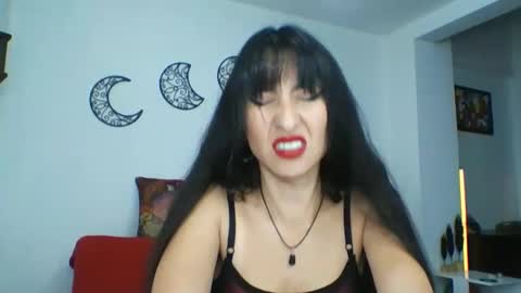 Snapshot of angela_mis chatting on March 19, 2026, 11:42 pm Angela online show from March 19, 2026, 11:42 pm