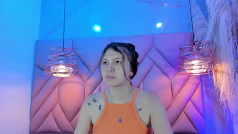 Snapshot of angelaa_cute chatting on February 28, 2025, 12:20 pm ANGELA online show from February 28, 2025, 12:20 pm