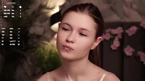 Snapshot of angelabalay chatting on May 23, 2026, 12:20 pm Mary online show from May 23, 2026, 12:20 pm
