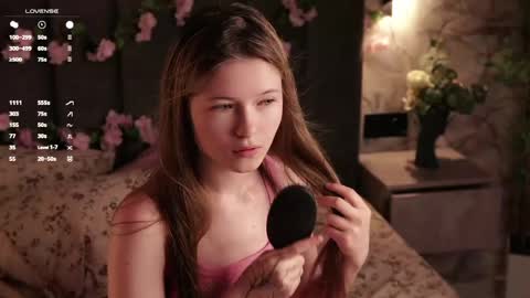Snapshot of angelabalay chatting on June 8, 2026, 12:27 pm Mary online show from June 8, 2026, 12:27 pm