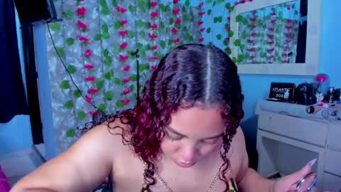 Snapshot of angelacoffee chatting on June 7, 2026, 12:26 am Angela online show from June 7, 2026, 12:26 am