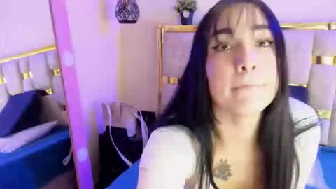 Snapshot of angelacute19 chatting on March 23, 2026, 4:05 am angelacute19 online show from March 23, 2026, 4:05 am