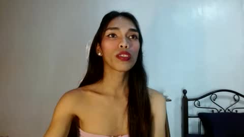 Snapshot of angelamonroe chatting on January 17, 2025, 12:42 pm SENORITA online show from January 17, 2025, 12:42 pm