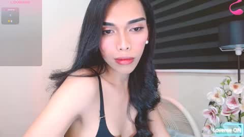 Snapshot of angelamonroe chatting on December 14, 2025, 2:22 pm SENORITA online show from December 14, 2025, 2:22 pm
