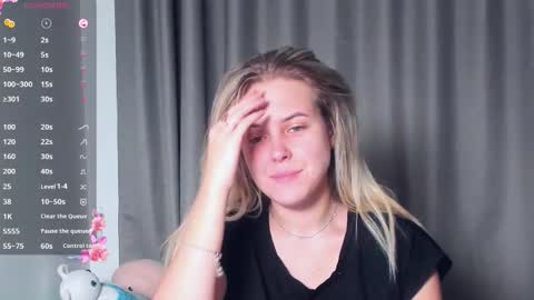 Darsi Anty online show from November 3, 2025, 3:24 pm