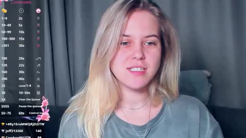 Darsi Anty online show from November 22, 2025, 1:21 pm