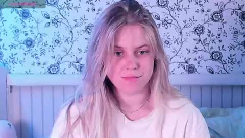 Snapshot of angelanty chatting on June 24, 2026, 3:33 pm Darsi Anty online show from June 24, 2026, 3:33 pm