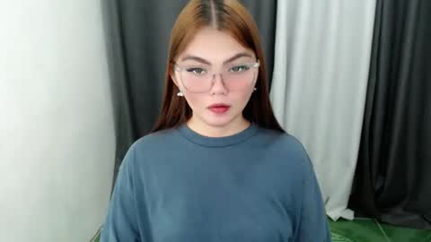 Snapshot of angelari_slut chatting on November 30, 2025, 6:17 am angelari_slut online show from November 30, 2025, 6:17 am