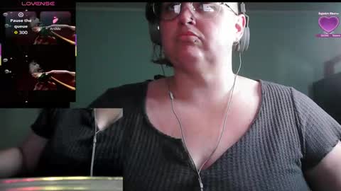 Snapshot of angelbaby582 chatting on January 15, 2026, 8:30 am Angel online show from January 15, 2026, 8:30 am