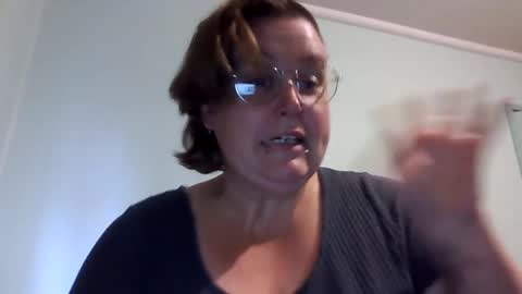 Snapshot of angelbaby582 chatting on February 2, 2026, 7:51 am Angel online show from February 2, 2026, 7:51 am