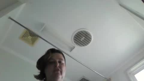 Snapshot of angelbaby582 chatting on February 19, 2026, 8:10 am Angel online show from February 19, 2026, 8:10 am