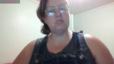 Snapshot of angelbaby582 chatting on March 13, 2026, 9:38 am Angel online show from March 13, 2026, 9:38 am