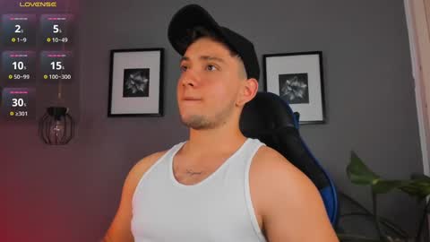 Snapshot of angelbell19 chatting on January 2, 2025, 11:49 pm angelbell19 online show from January 2, 2025, 11:49 pm