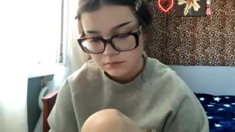 Snapshot of angelcatier chatting on July 8, 2026, 2:43 pm angelcatier online show from July 8, 2026, 2:43 pm