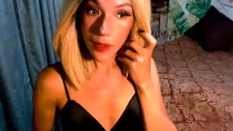 ANGELDARK online show from November 6, 2025, 9:21 am