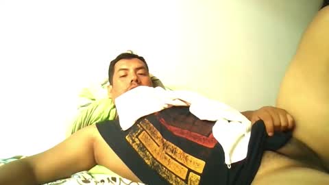 angeldavid90 online show from February 15, 2026, 2:36 pm