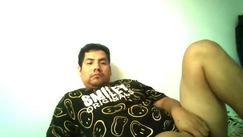 angeldavid90 online show from May 2, 2026, 1:05 pm
