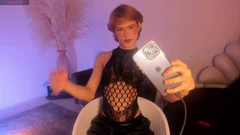Snapshot of angeldoll_1 chatting on June 12, 2026, 5:06 am Angel Doll online show from June 12, 2026, 5:06 am