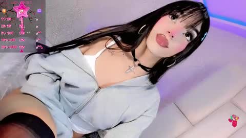 angeles_bust online show from May 4, 2026, 8:38 pm