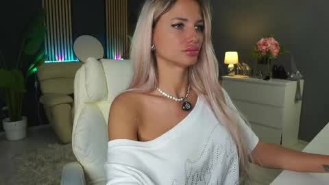 annita online show from April 23, 2026, 9:19 am