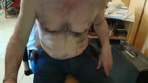 Snapshot of angelgarcia269 chatting on November 11, 2025, 12:05 pm angelgarcia269 online show from November 11, 2025, 12:05 pm