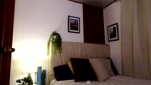 Snapshot of angeli_sexi chatting on July 16, 2026, 1:00 am Carolina online show from July 16, 2026, 1:00 am