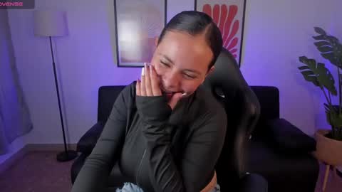 Snapshot of angelica_cross chatting on June 7, 2026, 11:58 am Angelica Cross online show from June 7, 2026, 11:58 am