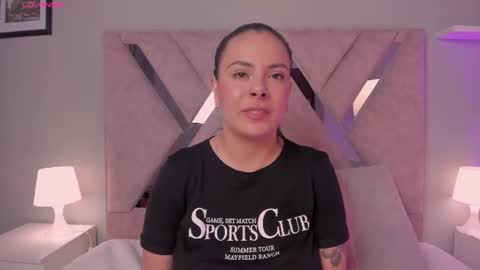 Snapshot of angelica_cross chatting on June 10, 2026, 8:19 pm Angelica Cross online show from June 10, 2026, 8:19 pm