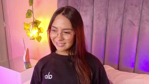 Snapshot of angelicaa_garcia chatting on May 29, 2026, 11:19 am angelicaa_garcia online show from May 29, 2026, 11:19 am