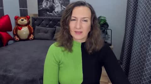 AngelicaCream online show from February 15, 2026, 6:32 am