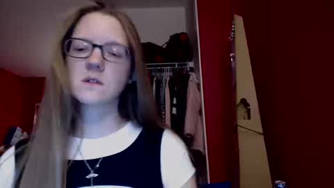 AngelicAngel online show from October 18, 2025, 5:43 am