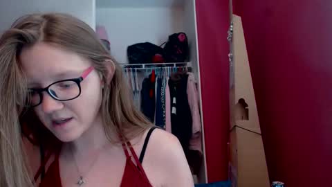 AngelicAngel online show from October 29, 2025, 7:26 pm