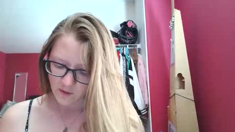 AngelicAngel online show from February 28, 2026, 10:11 pm