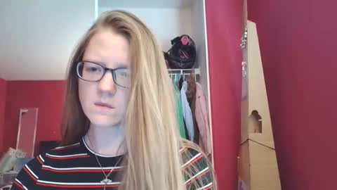 AngelicAngel online show from March 19, 2026, 4:11 pm