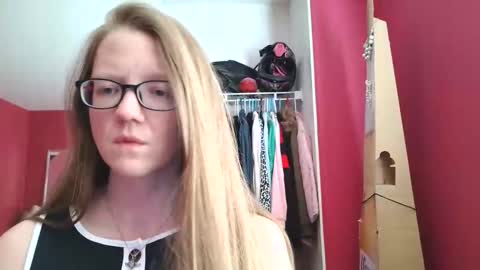 AngelicAngel online show from April 25, 2026, 1:08 am