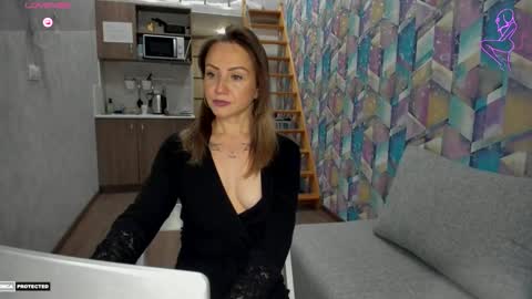 Angelica online show from January 12, 2026, 1:05 pm