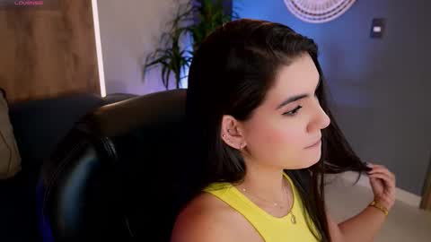  Angelica Vega  online show from December 20, 2025, 7:54 pm