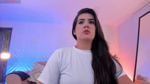  Angelica Vega  online show from April 26, 2026, 5:43 pm
