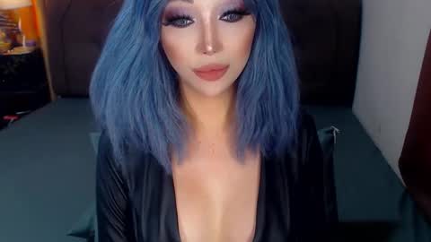 MS. AMALIA online show from September 13, 2025, 7:30 am