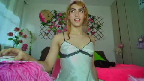 Snapshot of angelicuntyxxx chatting on July 3, 2026, 10:16 pm ANGELICUNTYXXX online show from July 3, 2026, 10:16 pm
