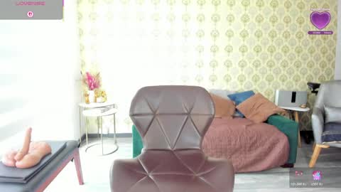 Snapshot of angelina_class_7 chatting on May 30, 2026, 1:19 pm angelina_class_7 online show from May 30, 2026, 1:19 pm