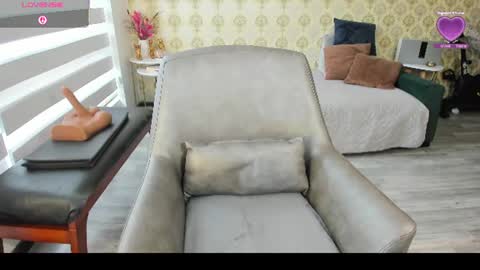 Snapshot of angelina_class_7 chatting on June 25, 2026, 2:21 pm angelina_class_7 online show from June 25, 2026, 2:21 pm