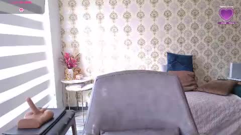 Snapshot of angelina_class_7 chatting on July 11, 2026, 12:41 pm angelina_class_7 online show from July 11, 2026, 12:41 pm