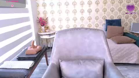Snapshot of angelina_class_7 chatting on July 15, 2026, 3:39 pm angelina_class_7 online show from July 15, 2026, 3:39 pm