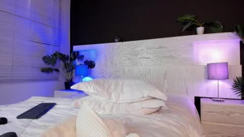 Snapshot of angelina_hilton chatting on May 11, 2026, 2:45 pm angelina_hilton online show from May 11, 2026, 2:45 pm