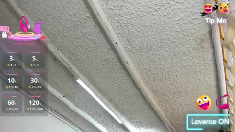 Angelina online show from October 8, 2025, 4:26 pm