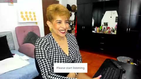 Snapshot of angelina_stone_65 chatting on May 15, 2026, 12:50 am Angelina online show from May 15, 2026, 12:50 am