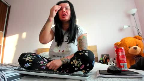 Angelina online show from February 26, 2025, 5:53 am