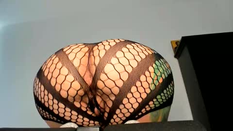 Angelina online show from October 28, 2025, 9:02 am