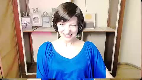 Snapshot of angelinalov_ chatting on June 16, 2026, 8:50 am Angelina online show from June 16, 2026, 8:50 am